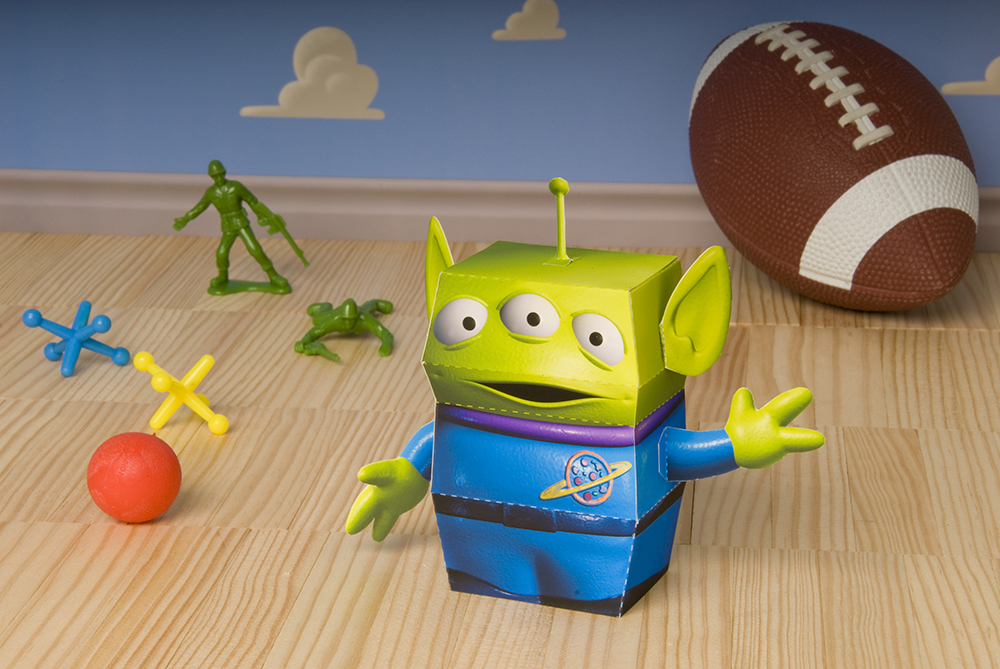 toy-story-alien-printable-photo-R-fs-DSC_0050.jpg