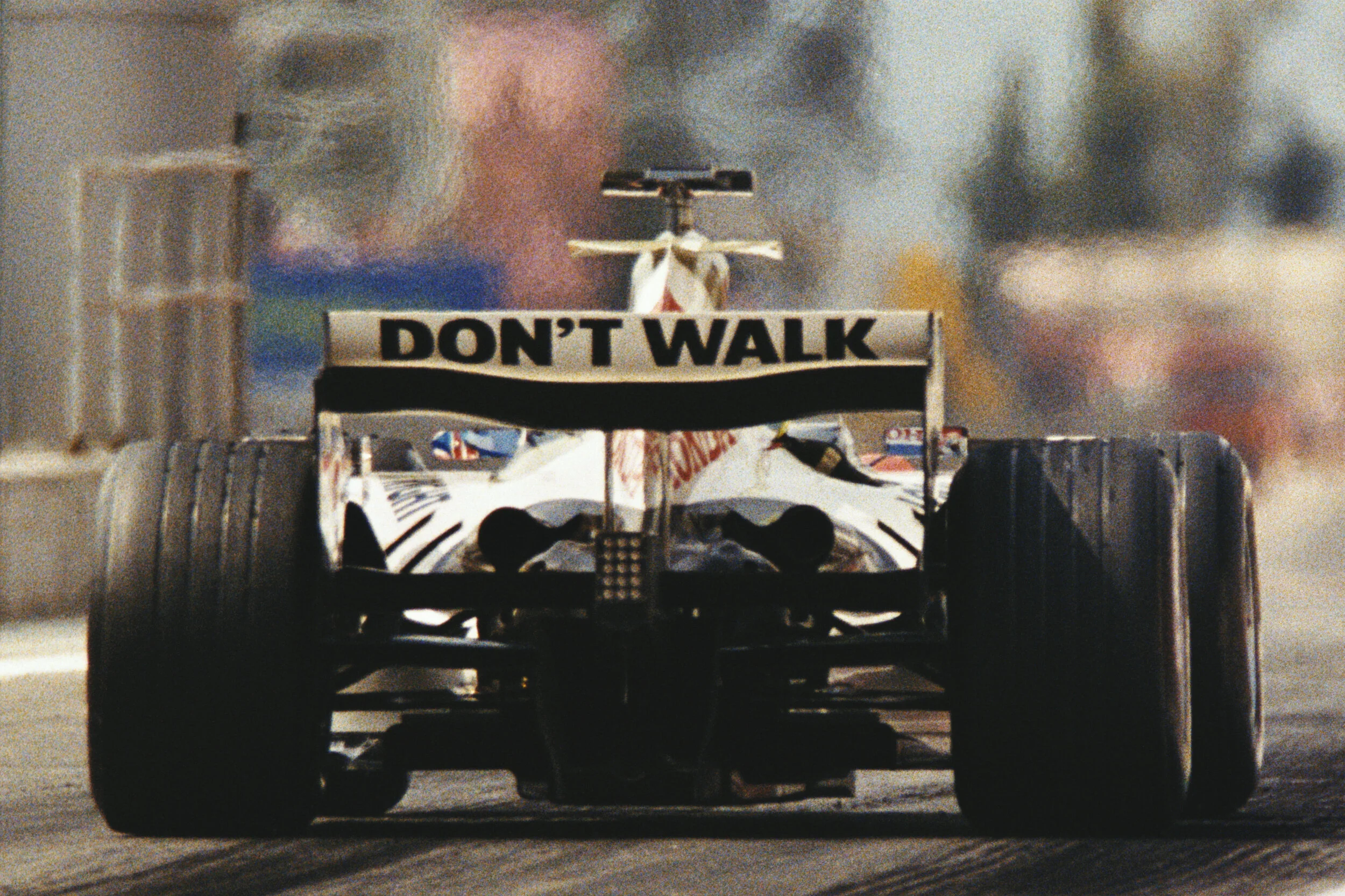 Mikael_Jansson_Dont_Walk_web.jpg