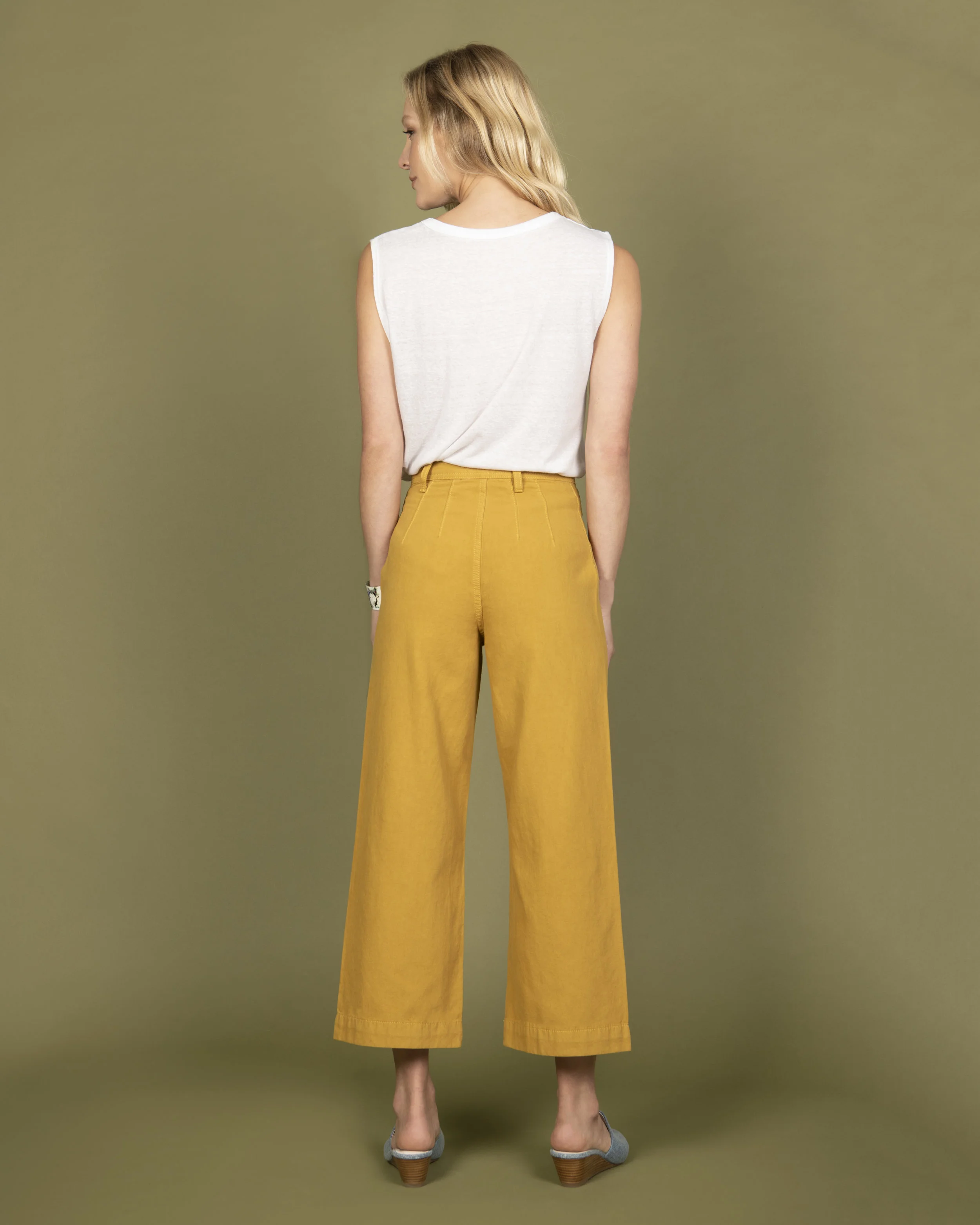 Pepper Place Design | High Waisted Cotton Crops_Muscle Tank_201 A.jpg