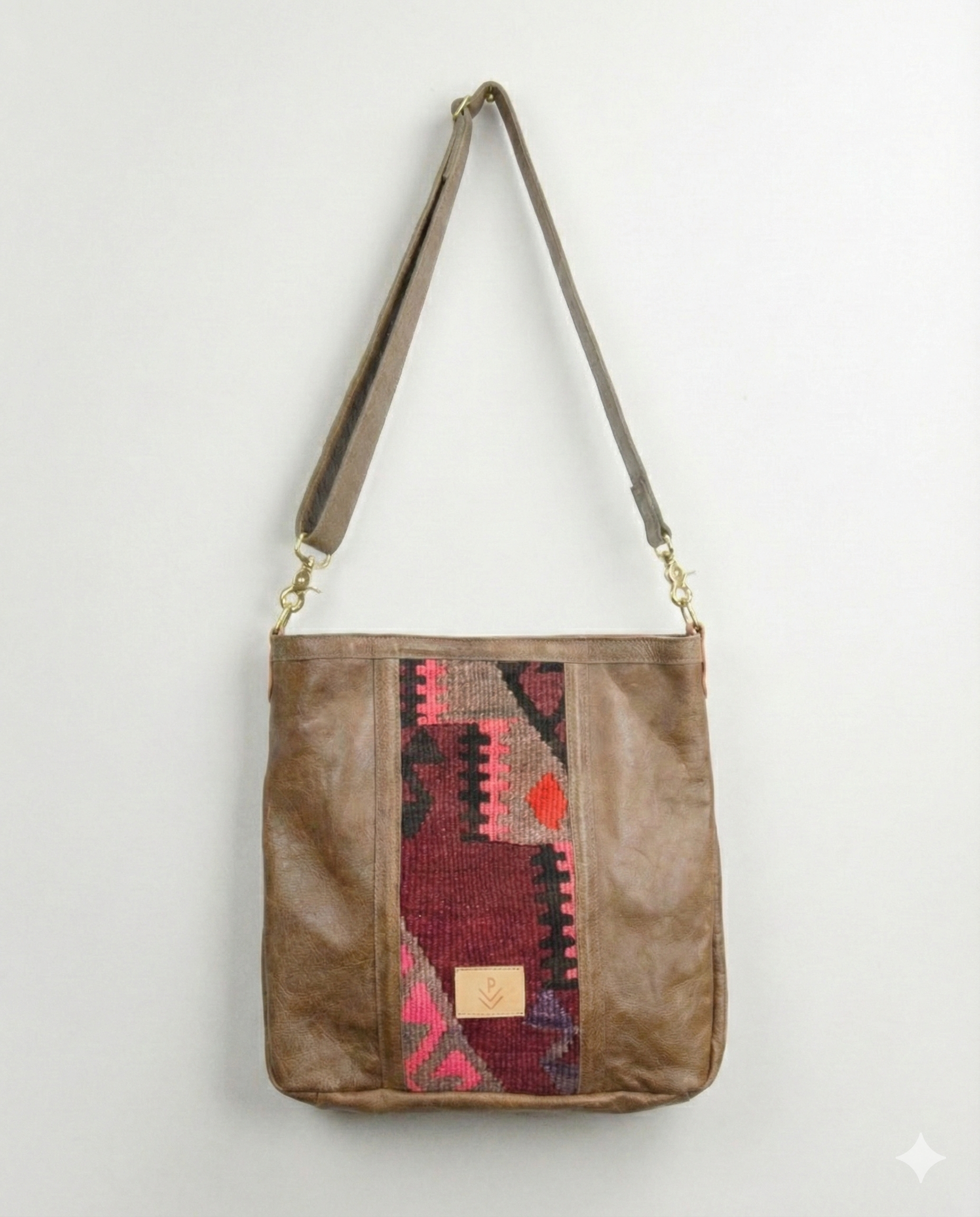 Kilim Crossbody_19_1.png