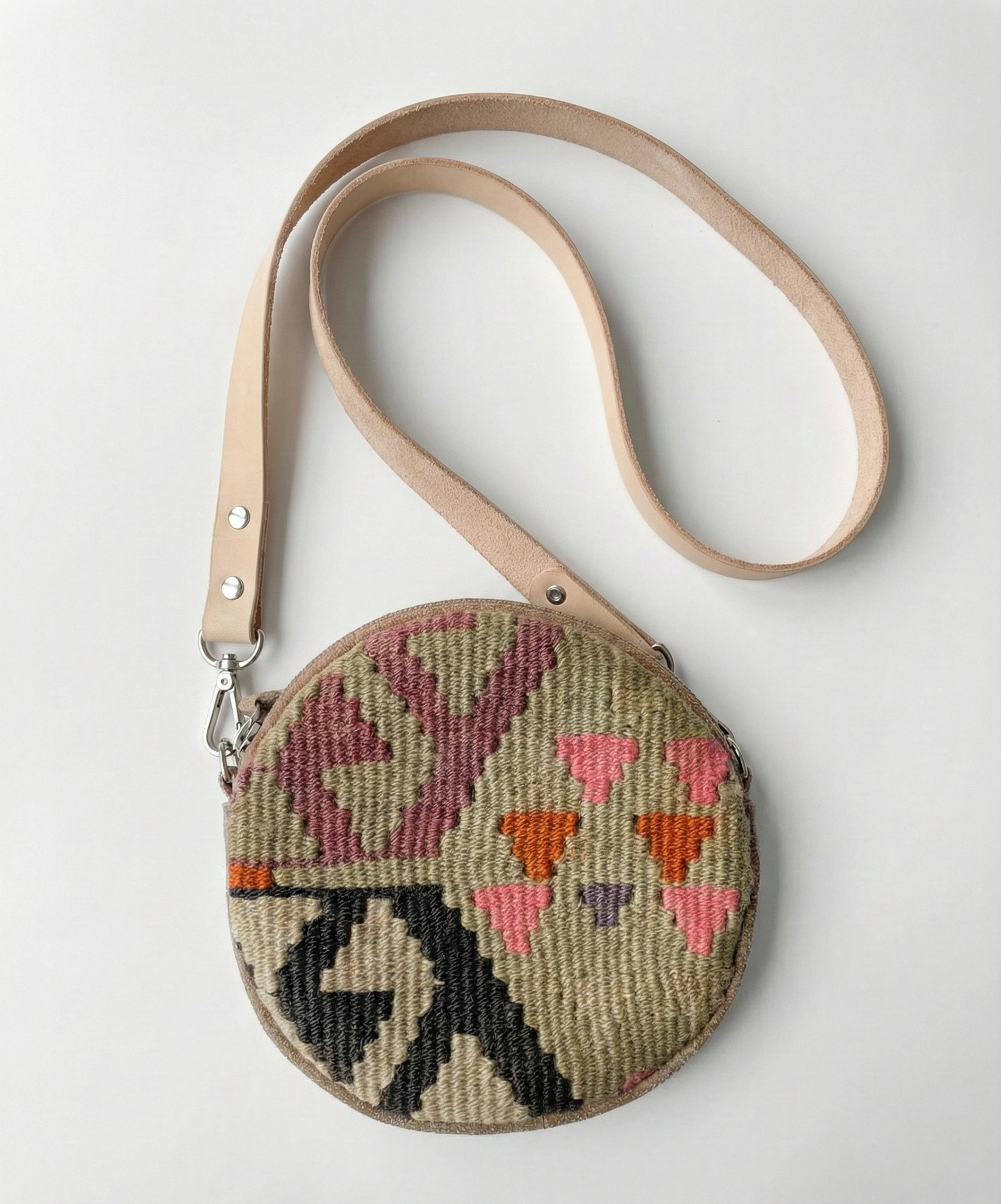 Kilim Radius Bag_014_2.png
