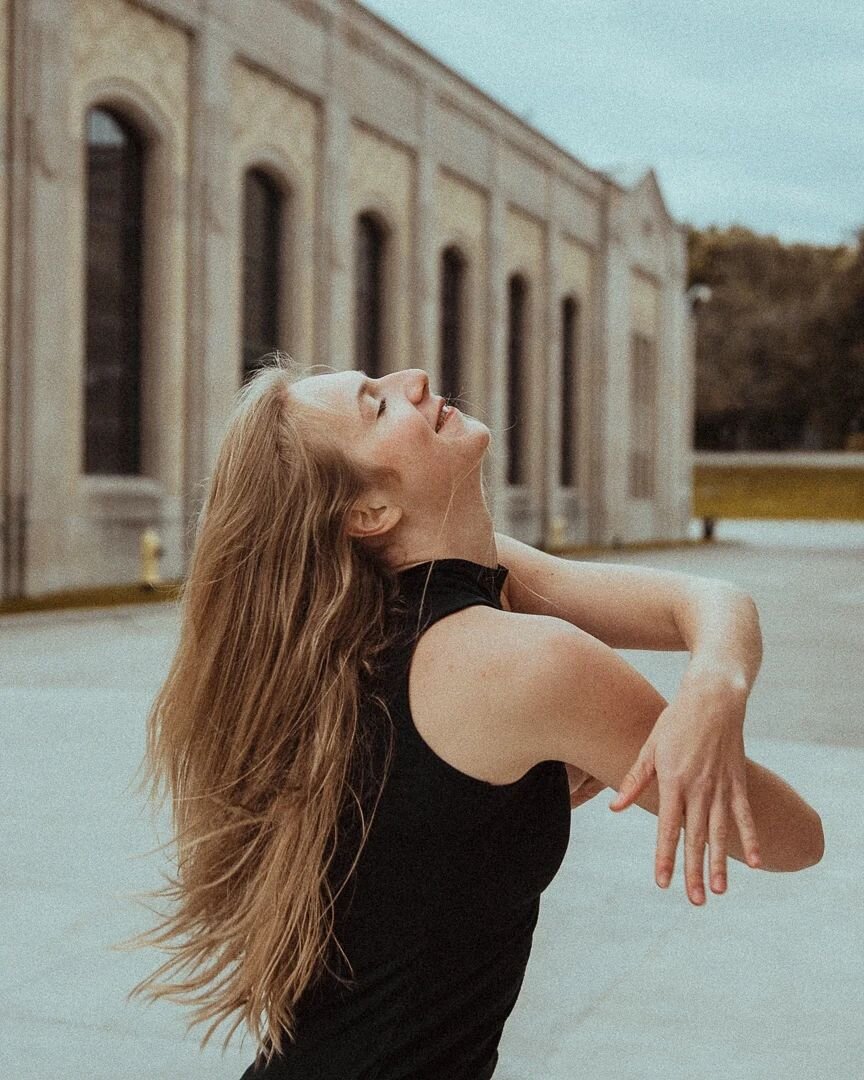 Just one week into spring season. Please sunny light...come and shine to lit up our happy heart. No more wacky weather for the next two weeks 😶&zwj;🌫️