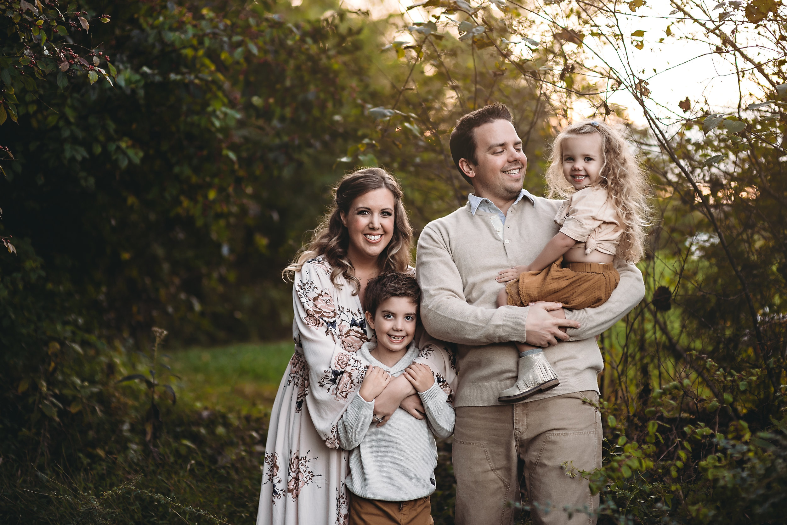 What to Wear- A Style Guide for your Session! | AluraWayne Photography