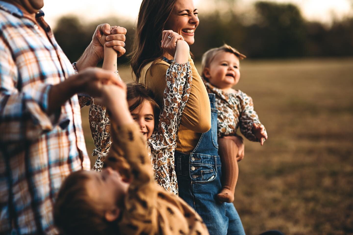 What to Wear for your Photography Session? | Nashville Photographer | AluraWayne Photography + Film