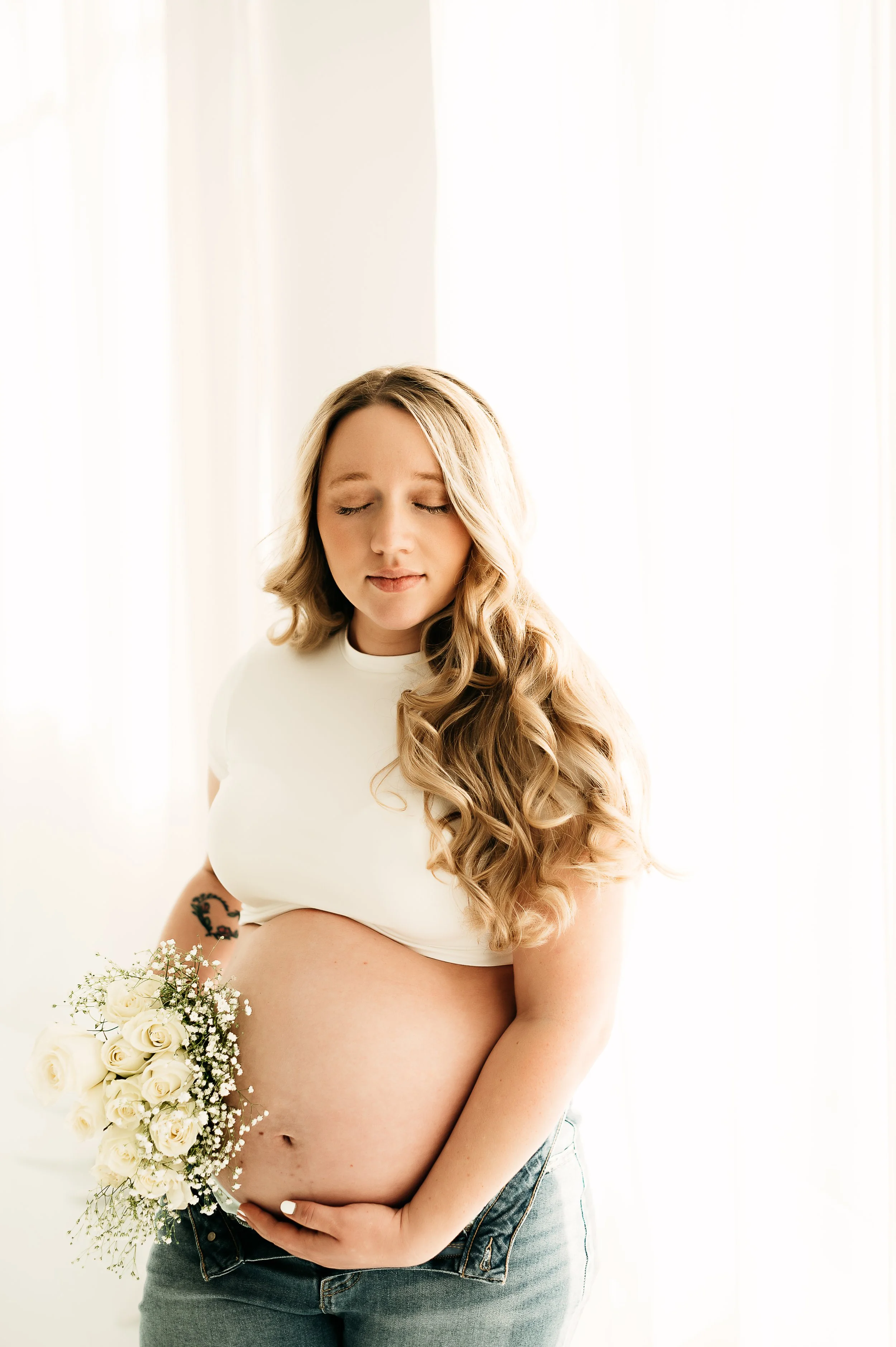 Breana Maternity Session | Nashville Maternity Photographer | AluraWayne Photography