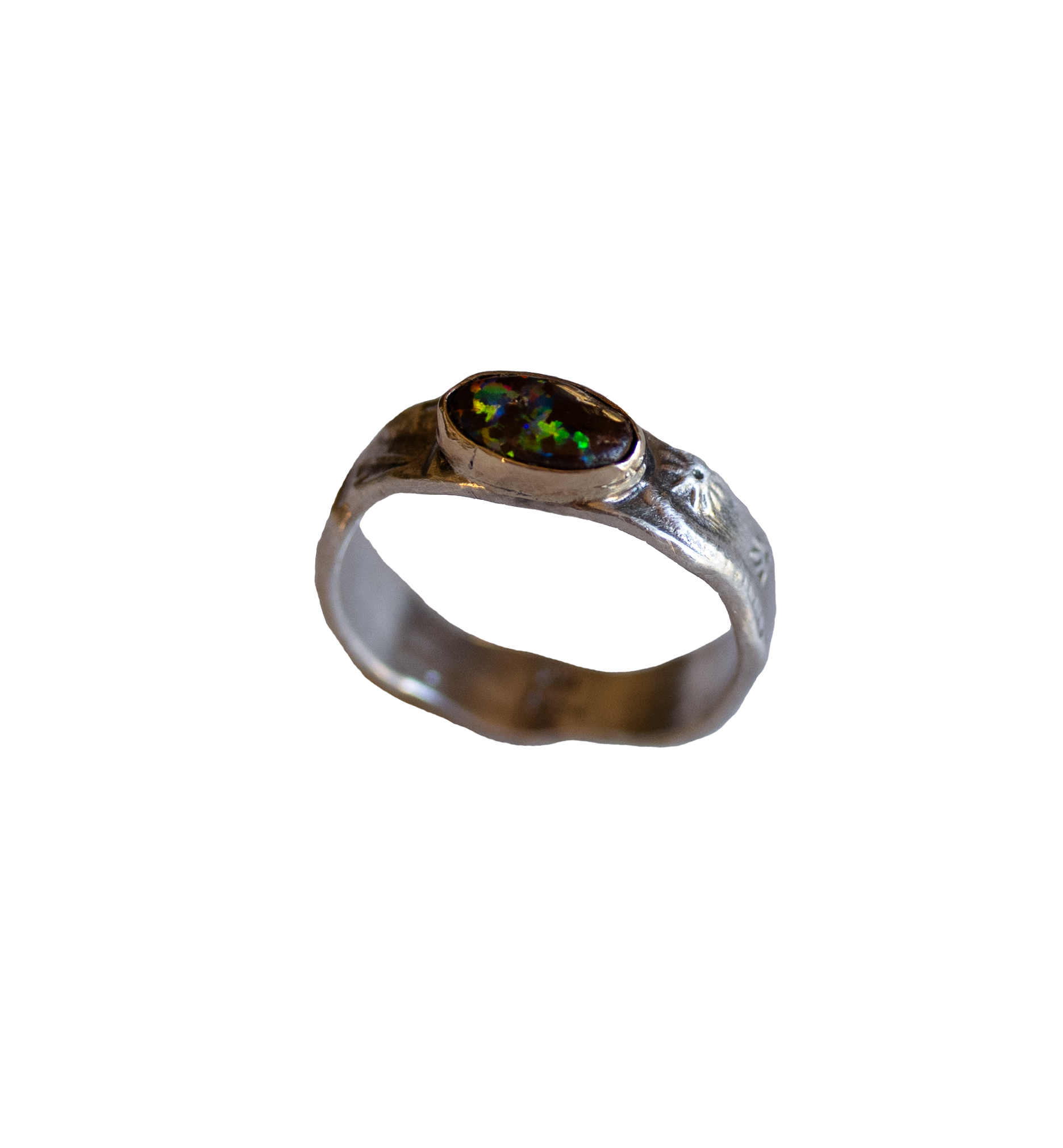 Serpent with golden opal