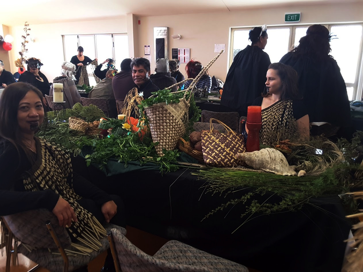 "Harvest" theme for Waimeha rōpū