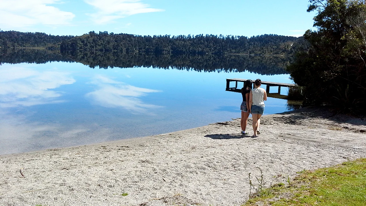 Ngā Pūkenga Manaaki Hauora Hinengaro mō ngā Tamariki me ngā Rangatahi