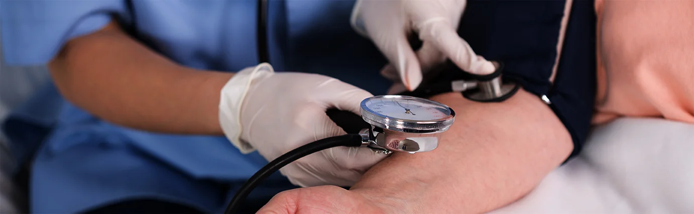 Nurse and professional device-1.jpg
