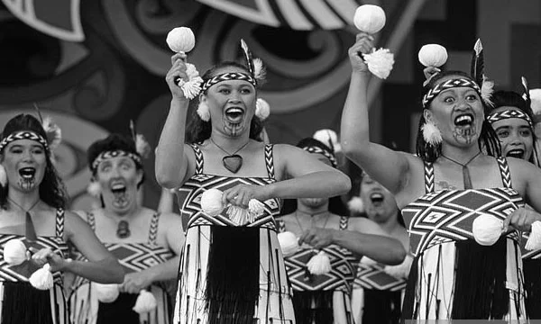 Maori women.jpg