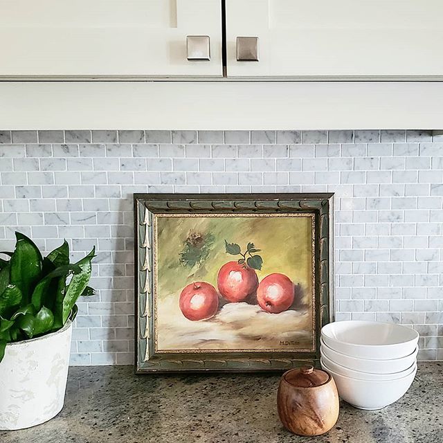 When you love something it will always look like it belongs. My little vintage painting has found a new home on my Kitchen counter. Does anyone else move their accessories all over the house?