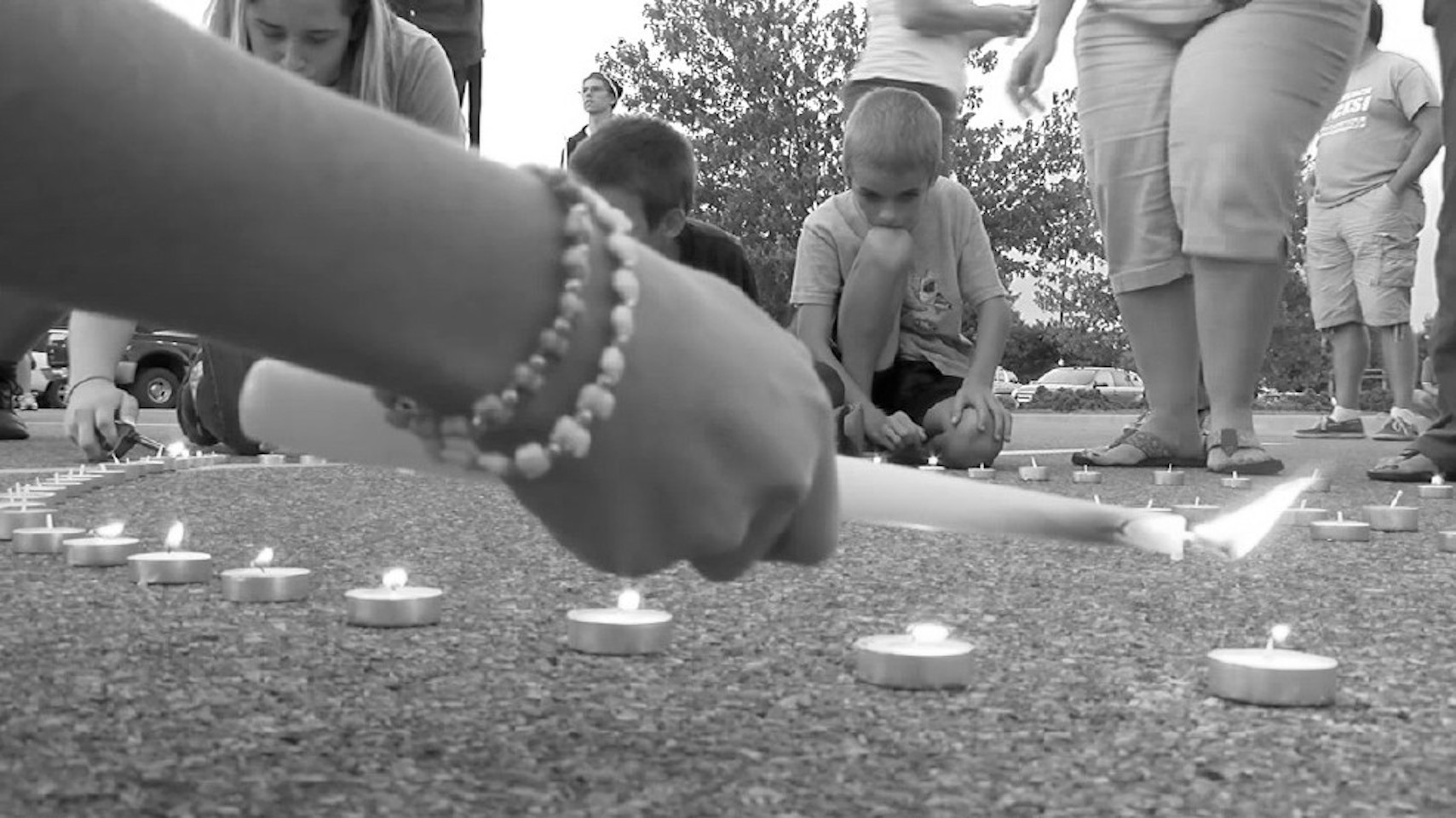 ccf22ef2-d480-43eb-846e-cc7680f93582-vigilforalisonparkeradamward.jpg