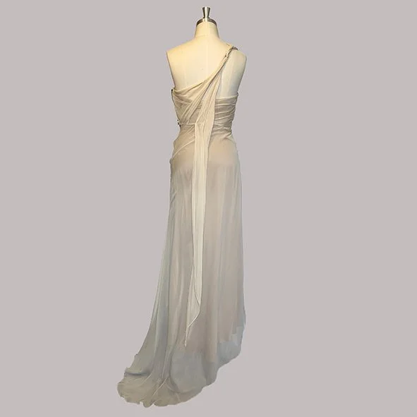 Pascale Back 2 Gwendolynne Wedding Dress Melbourne .jpg