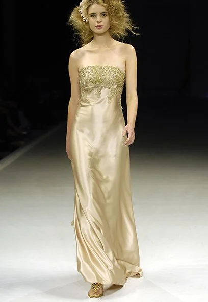 Sarah Gwendolynne Wedding Dress.jpg