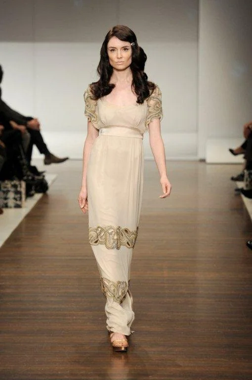 Yumi Gwendolynne Wedding Dress.jpeg