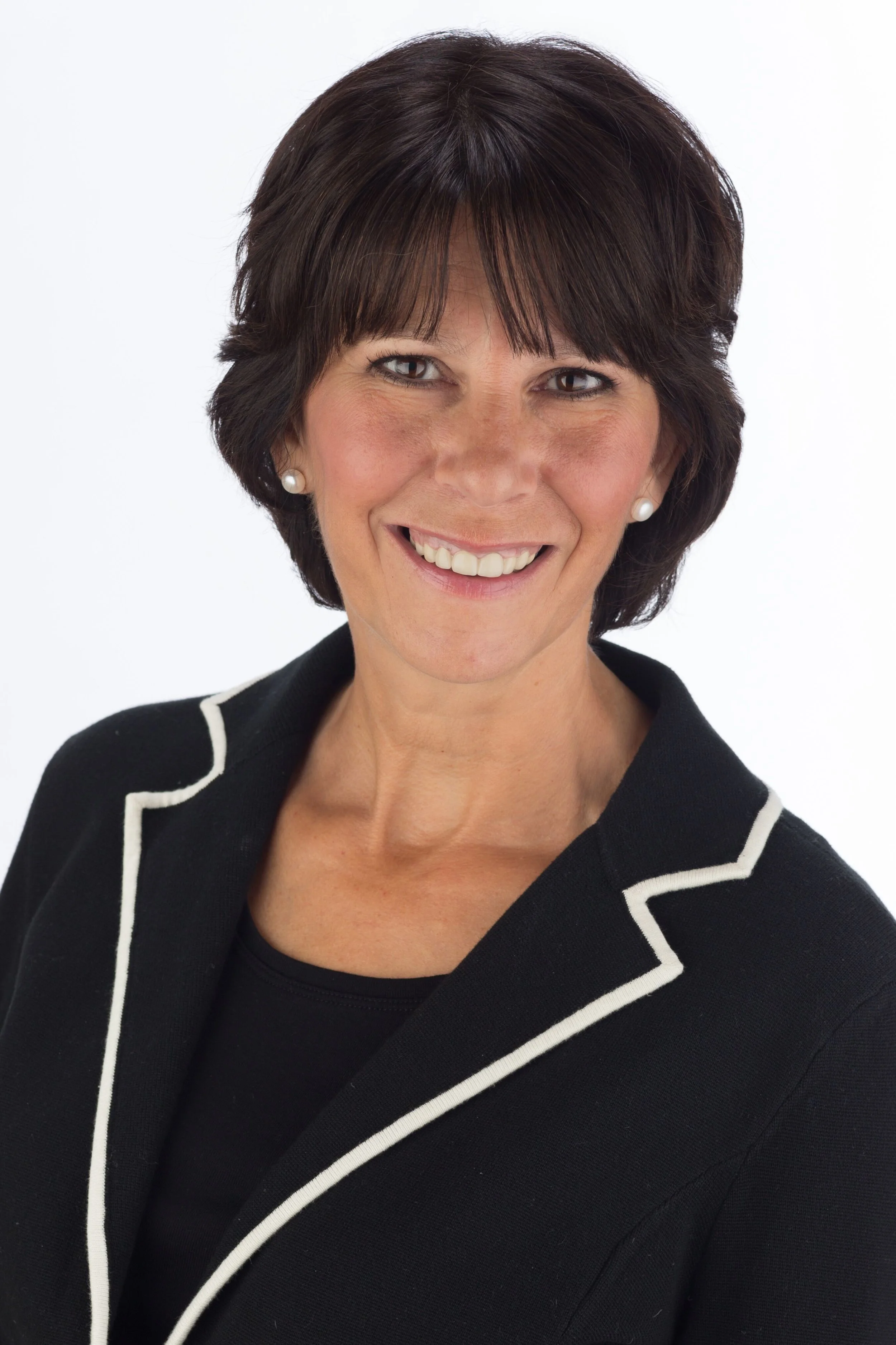 Jacquelyn New Headshots 2019 02.jpeg