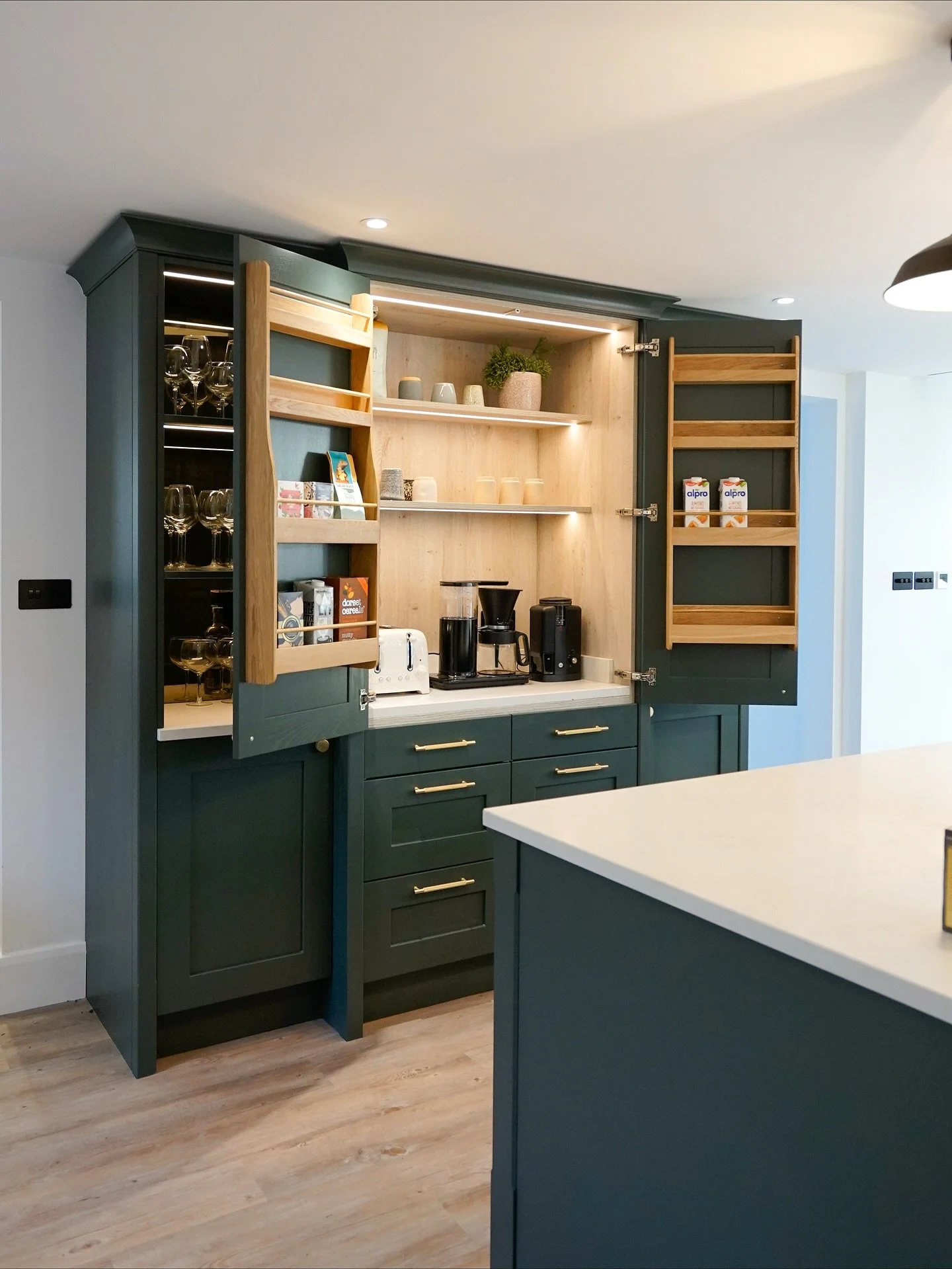 Daval Pantry 4.jpg