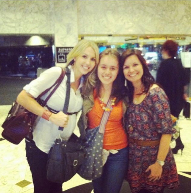 Sarah Lane & Meg Borders out in Las Vegas before the workshop!