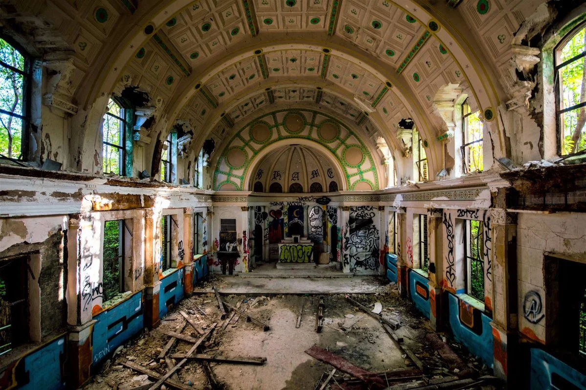 abandoned chapel NOLA.jpg