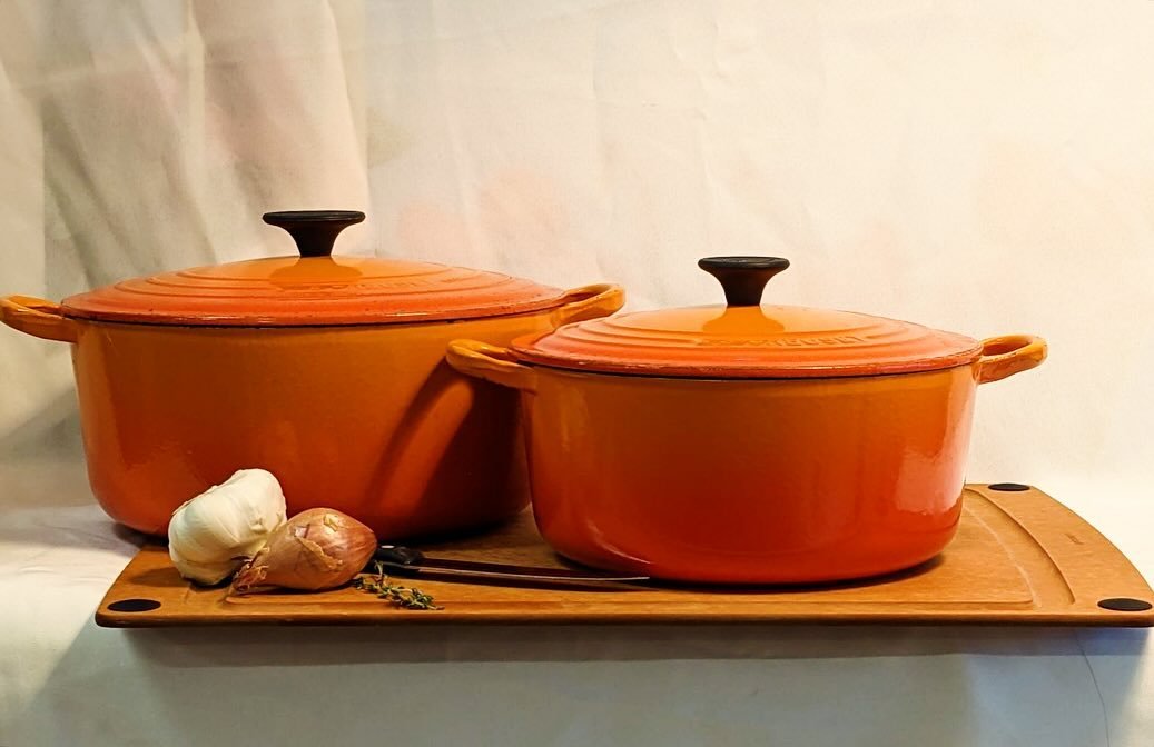 Loved and known for its French classicism, Le Creuset has been a cornerstone of kitchens for nearly a century. Two sizes available in shade Flame. 🔥

#lecruset #dutchoven #cooking #frenchkitchen #thrifted #thriftedkitchen #thrifthaul #thrifthappy #k