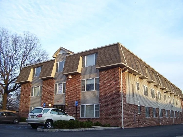 1025 W. BLancke .jpeg