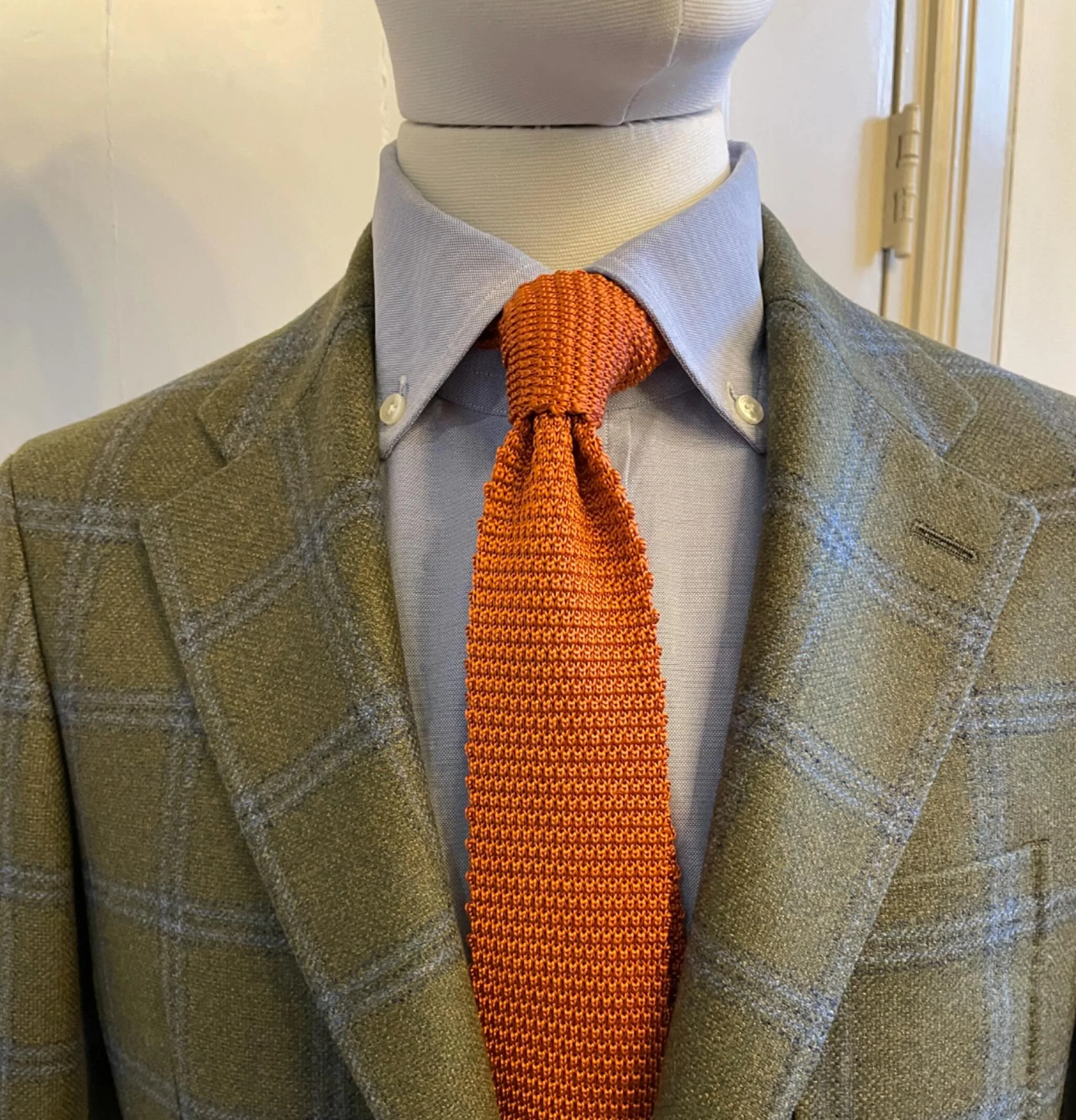 Fabric by @lovatmill / oxford by @emanuelberg.official