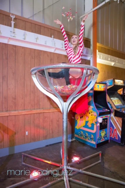 Confetti Martini Glass Performer in Red and White