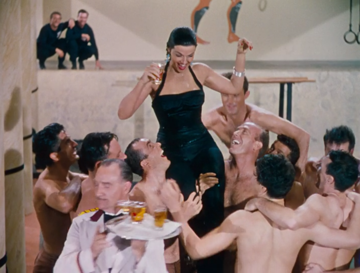 GENTLEMEN PREFER BLONDES: Scenessential