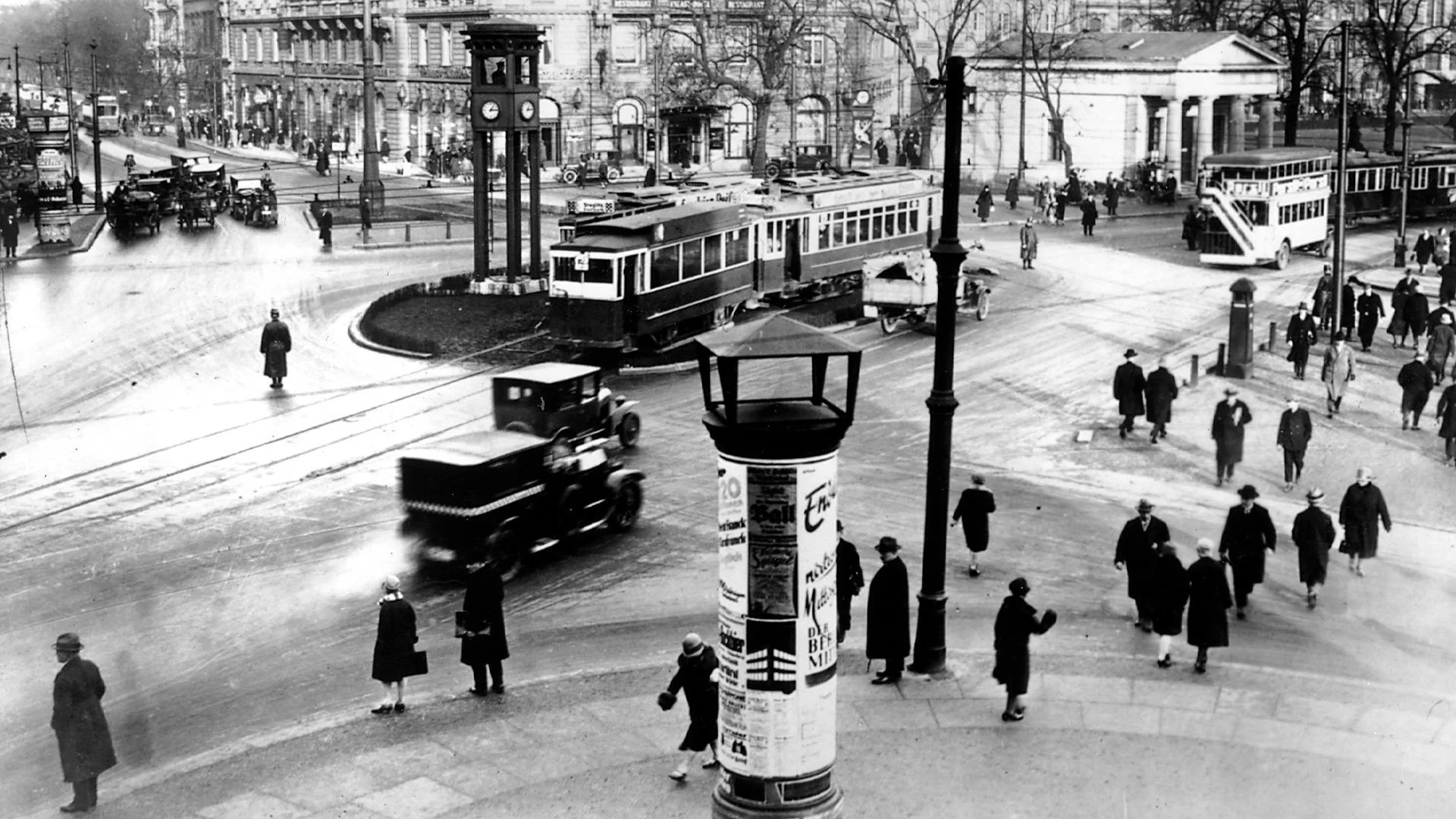 BERLIN-SYMPHONY.jpg