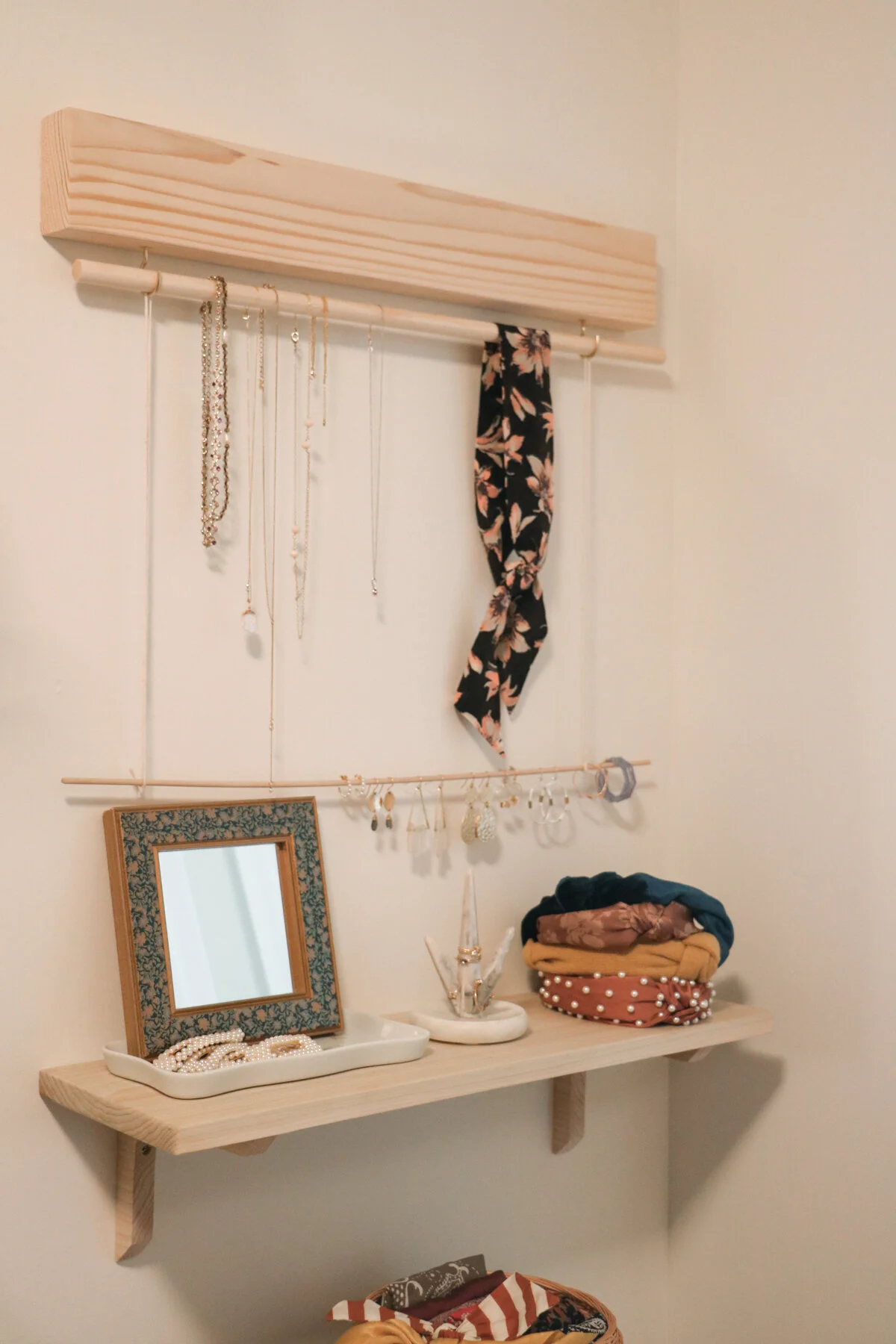 Closet Organization: Jewelry