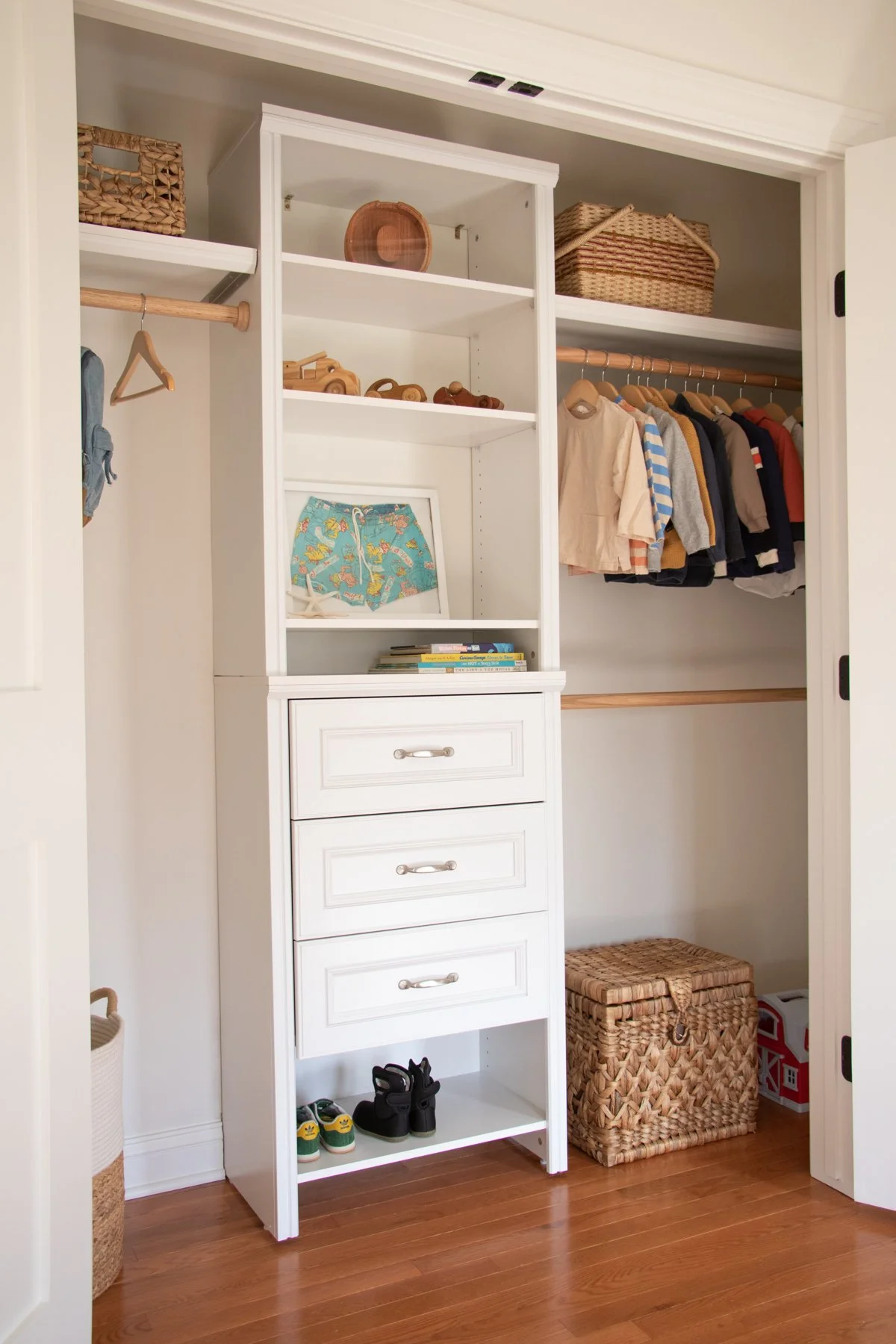 Toddler Bedroom Closet Makeover