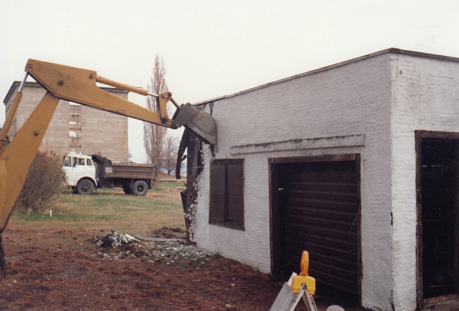 DEMOLITION OF OLD DISTRICT SHOP