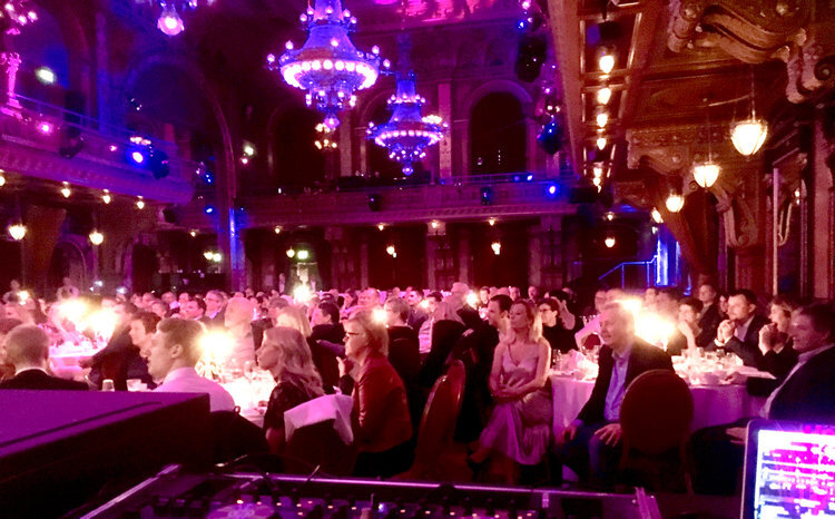 STORA SALEN PÅ BERNS