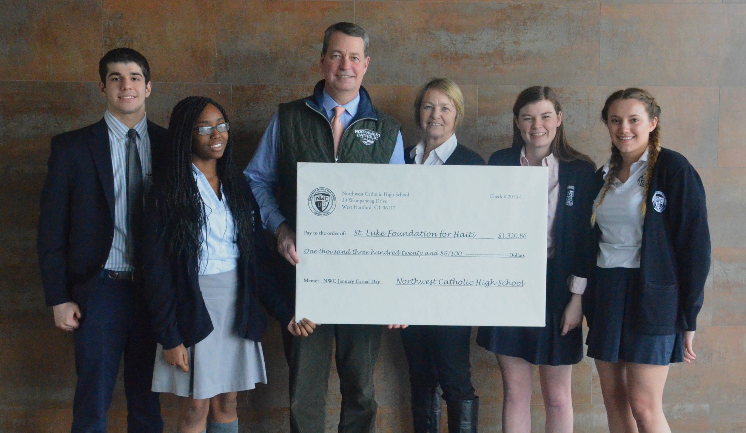 From left to right): Mitchell Karangekis ’17, Jenna Creighton ’17, NWC President/Chief Administrator David Eustis, Terri Frechette-Brainerd ’70, Katherine Mullen ’17 and Elizabeth LeBlanc ’17