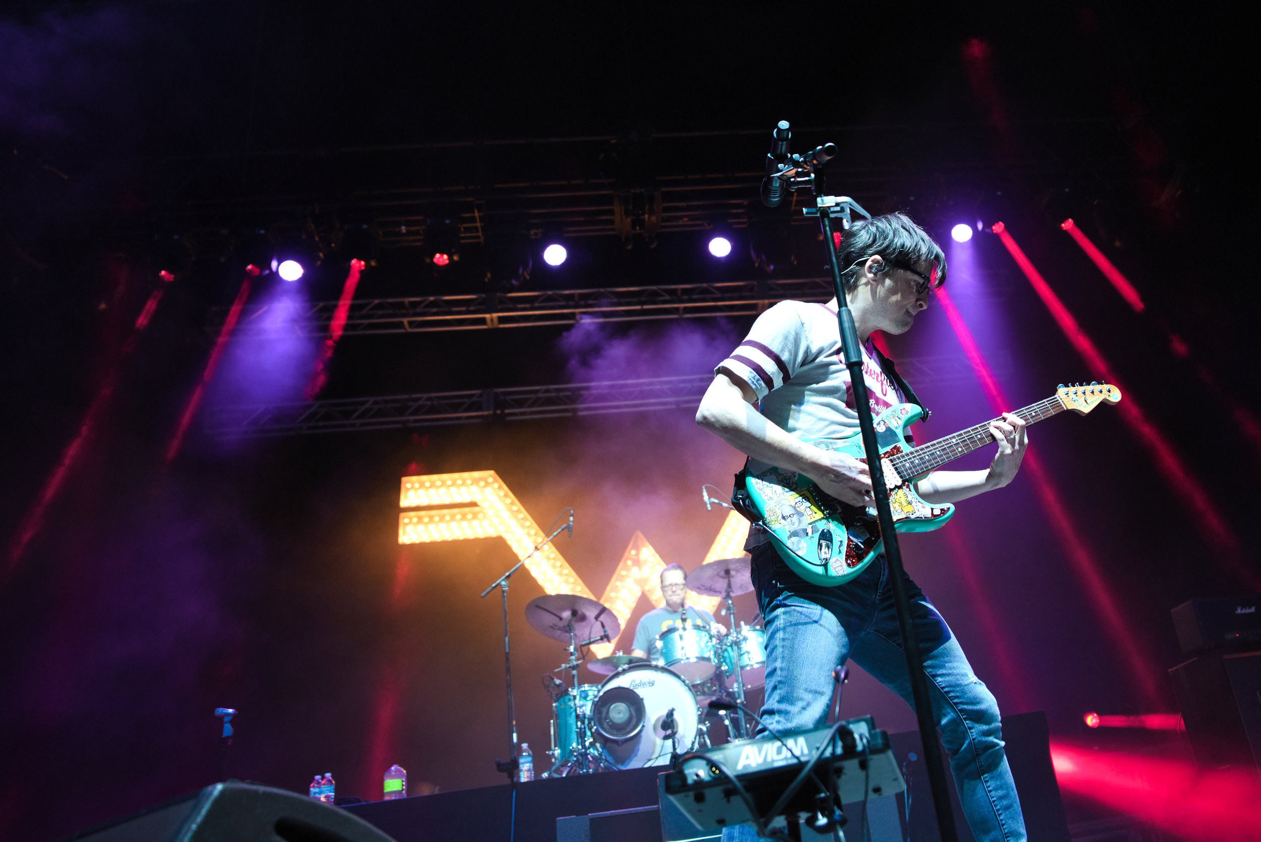 Weezer 11-1.jpg