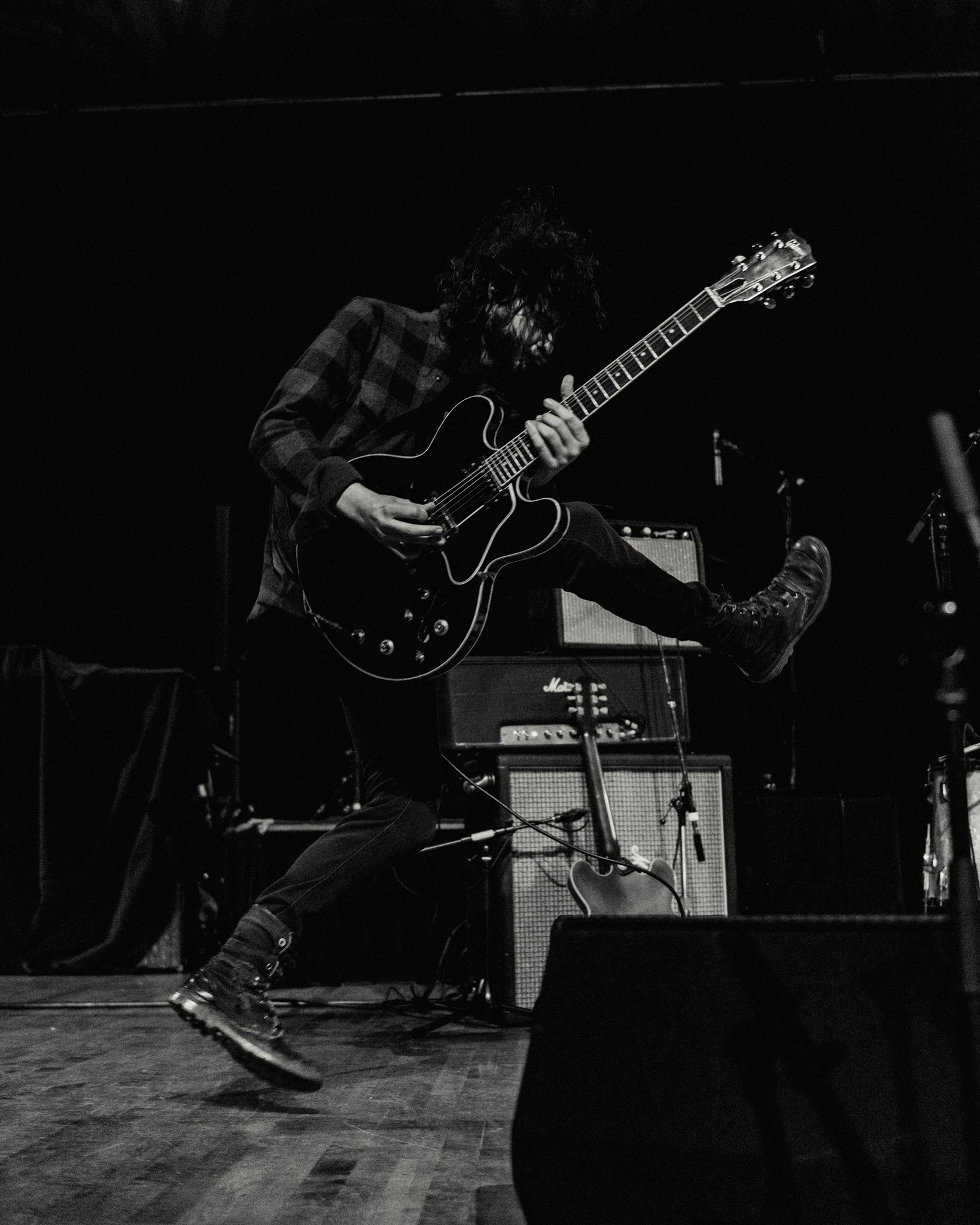 Reignwolf_Vancouver_11-07-21_LauraHarvey_ 002.jpg