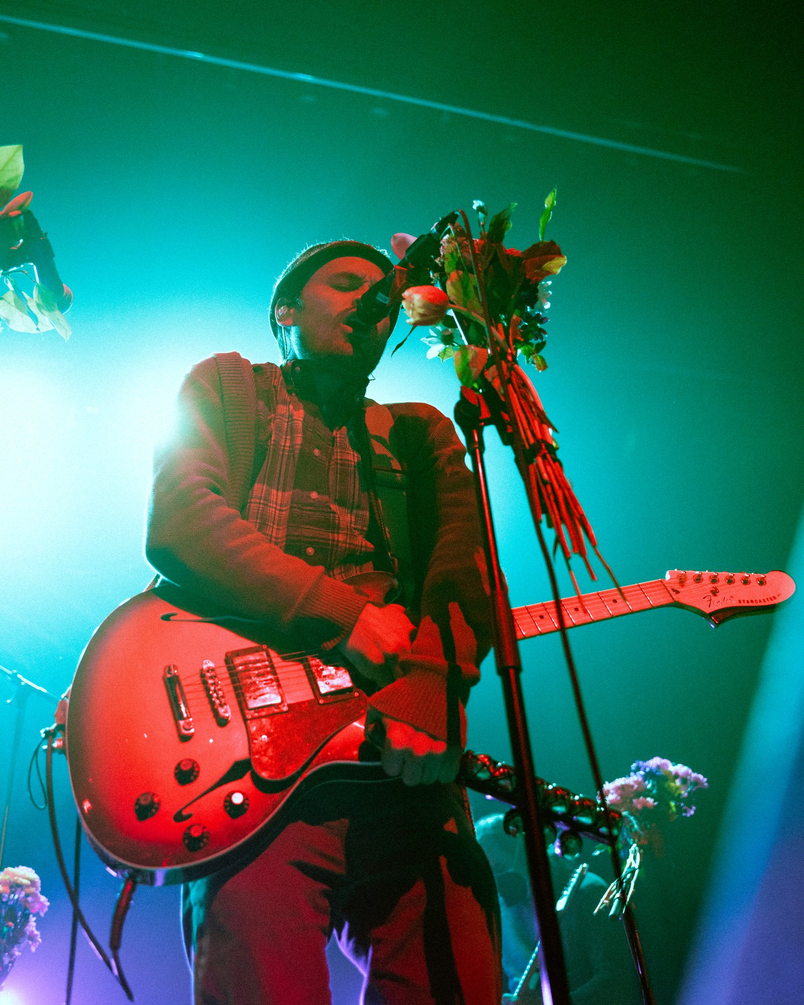 mewithoutYou_RickshawTheatre_Vancouver_051822_LauraHarvey_14.jpg