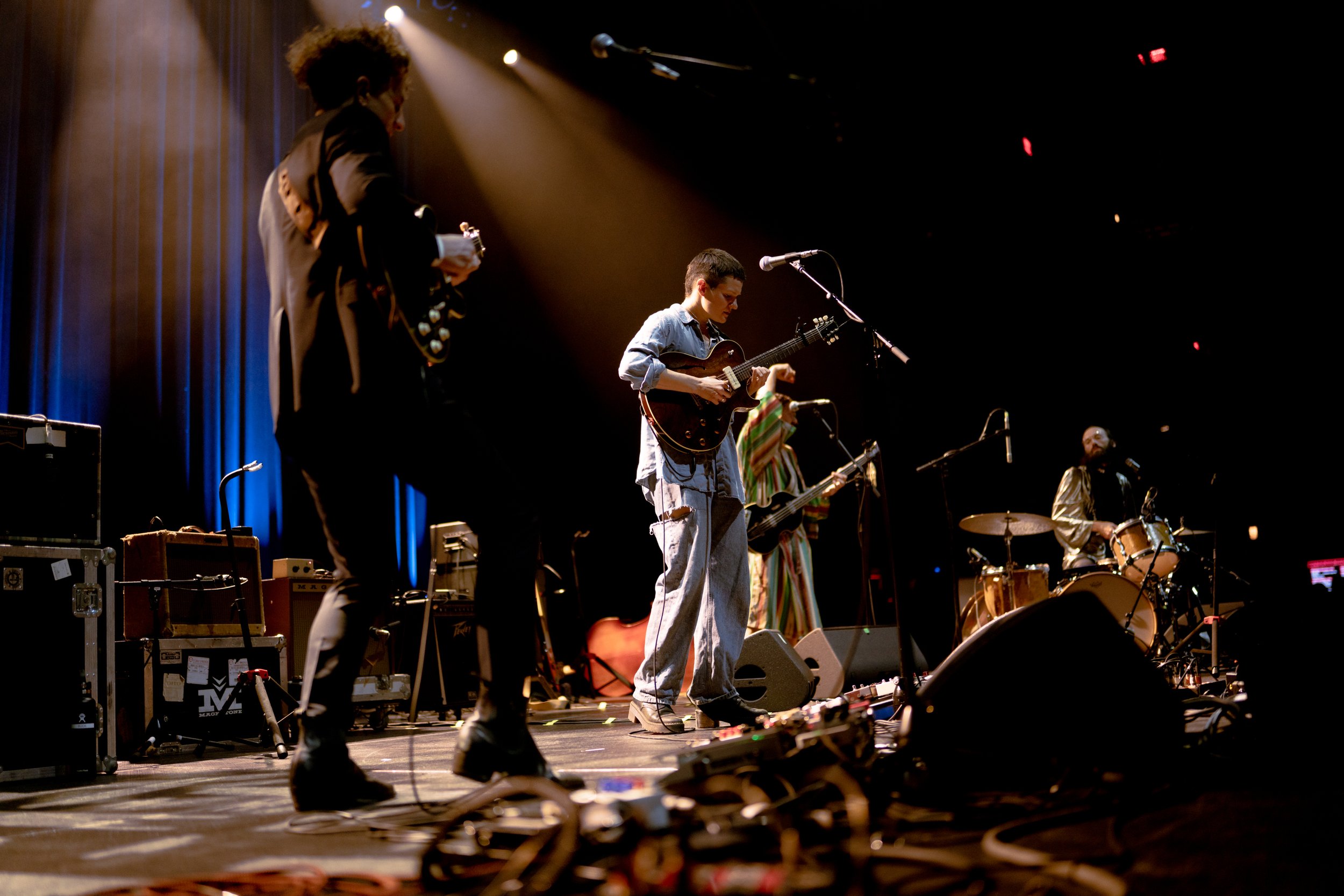 BigThief-ACLLive-21523-04.jpg