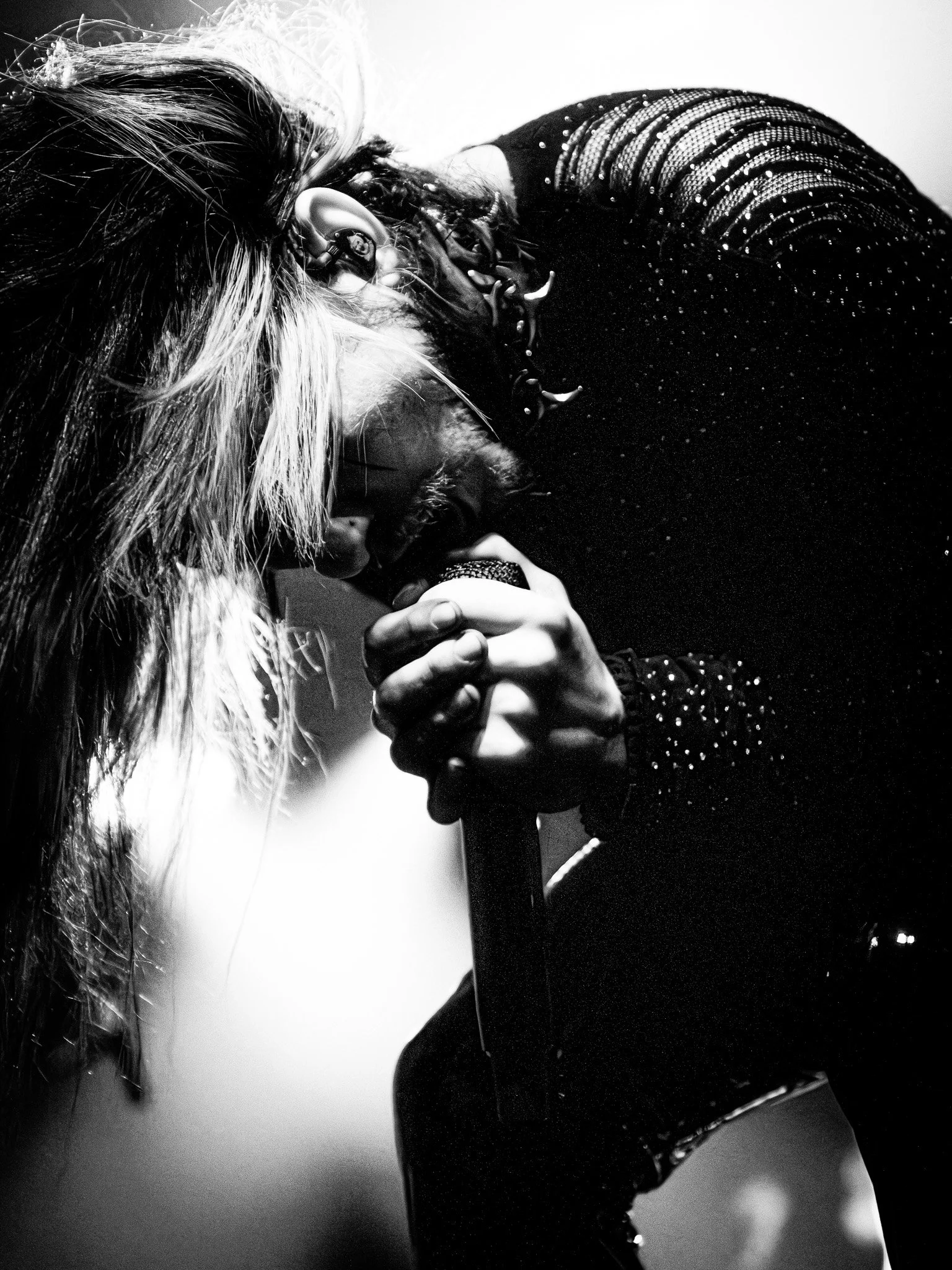 2509023_DARK DIVINE_0143.jpg