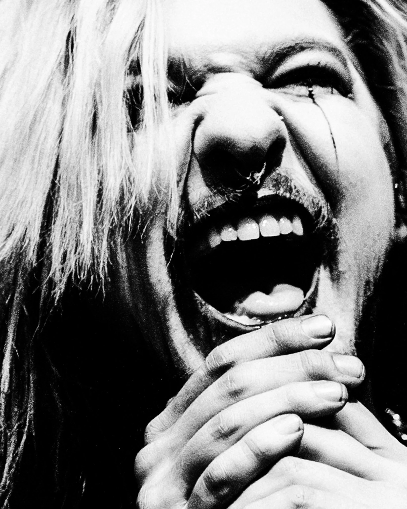 2509023_DARK DIVINE_2302.jpg