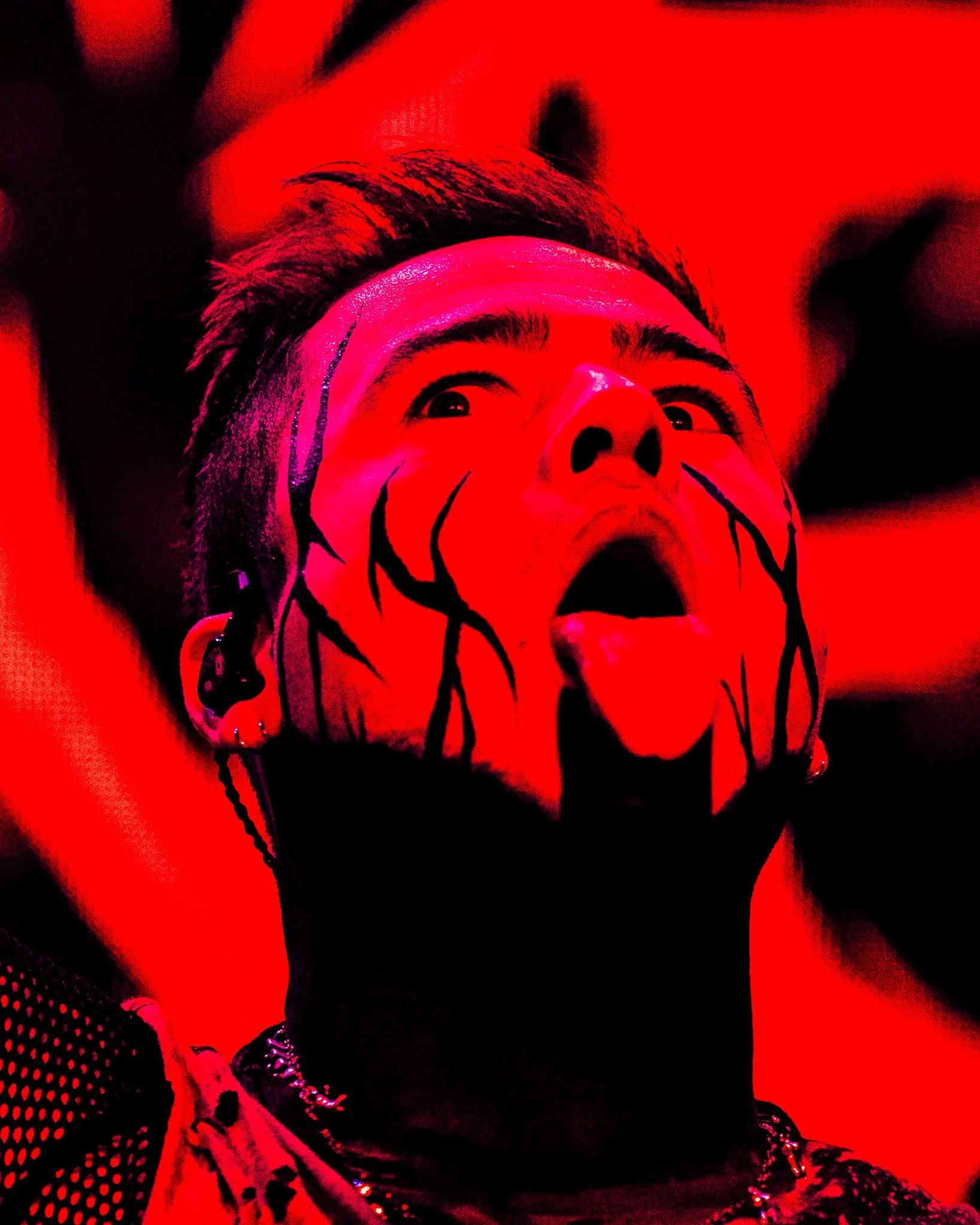 2509023_DARK DIVINE_2392.jpg