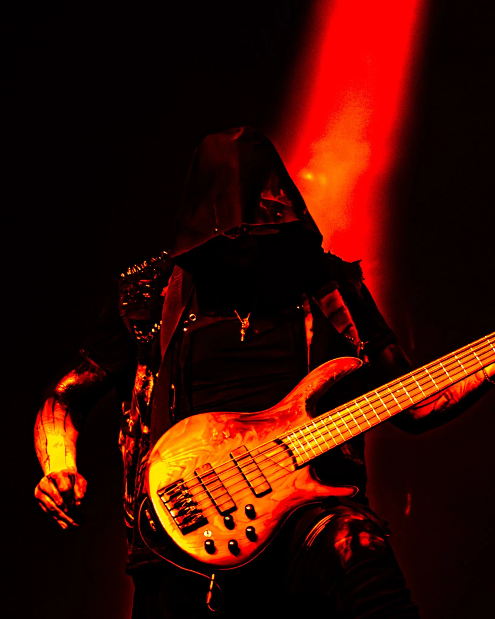 2509023_DARK DIVINE_2485.jpg
