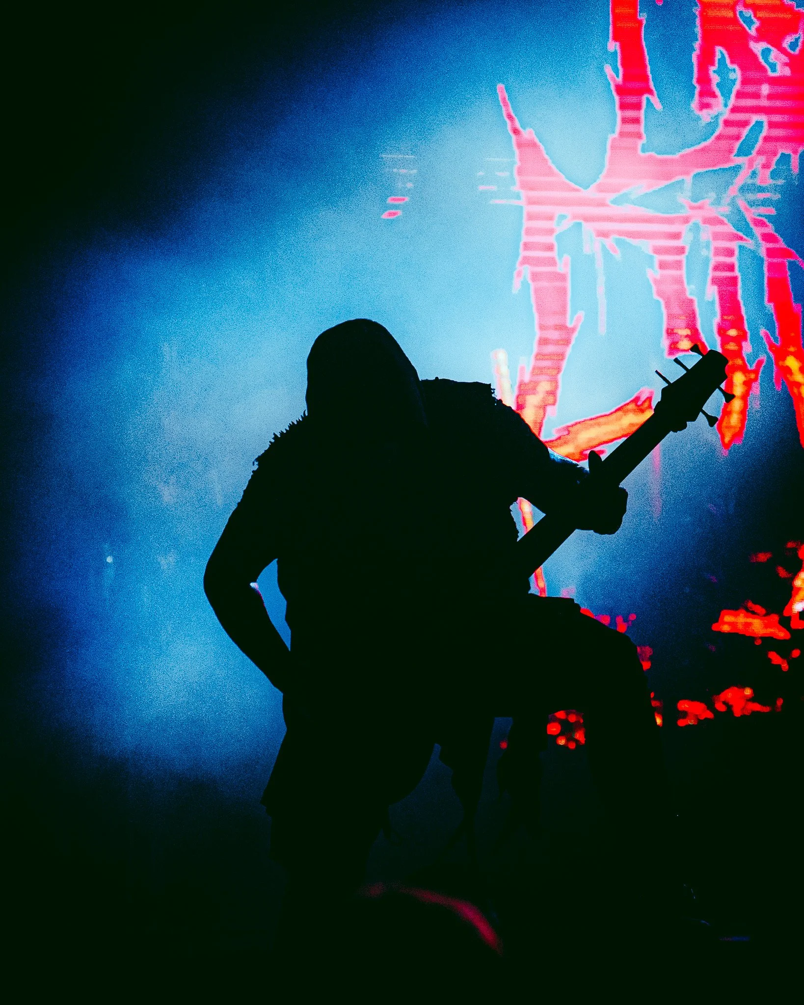 2509023_DARK DIVINE_2531.jpg