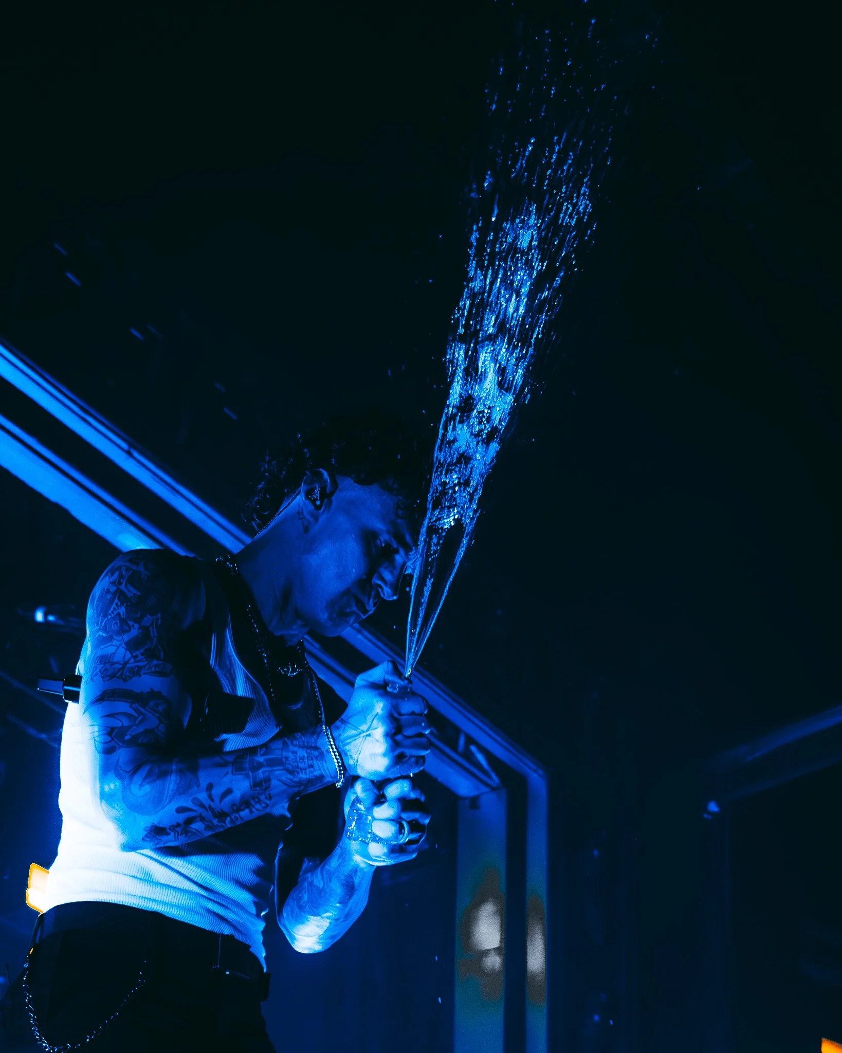 2509023_BLESSTHEFALL_1195.jpg