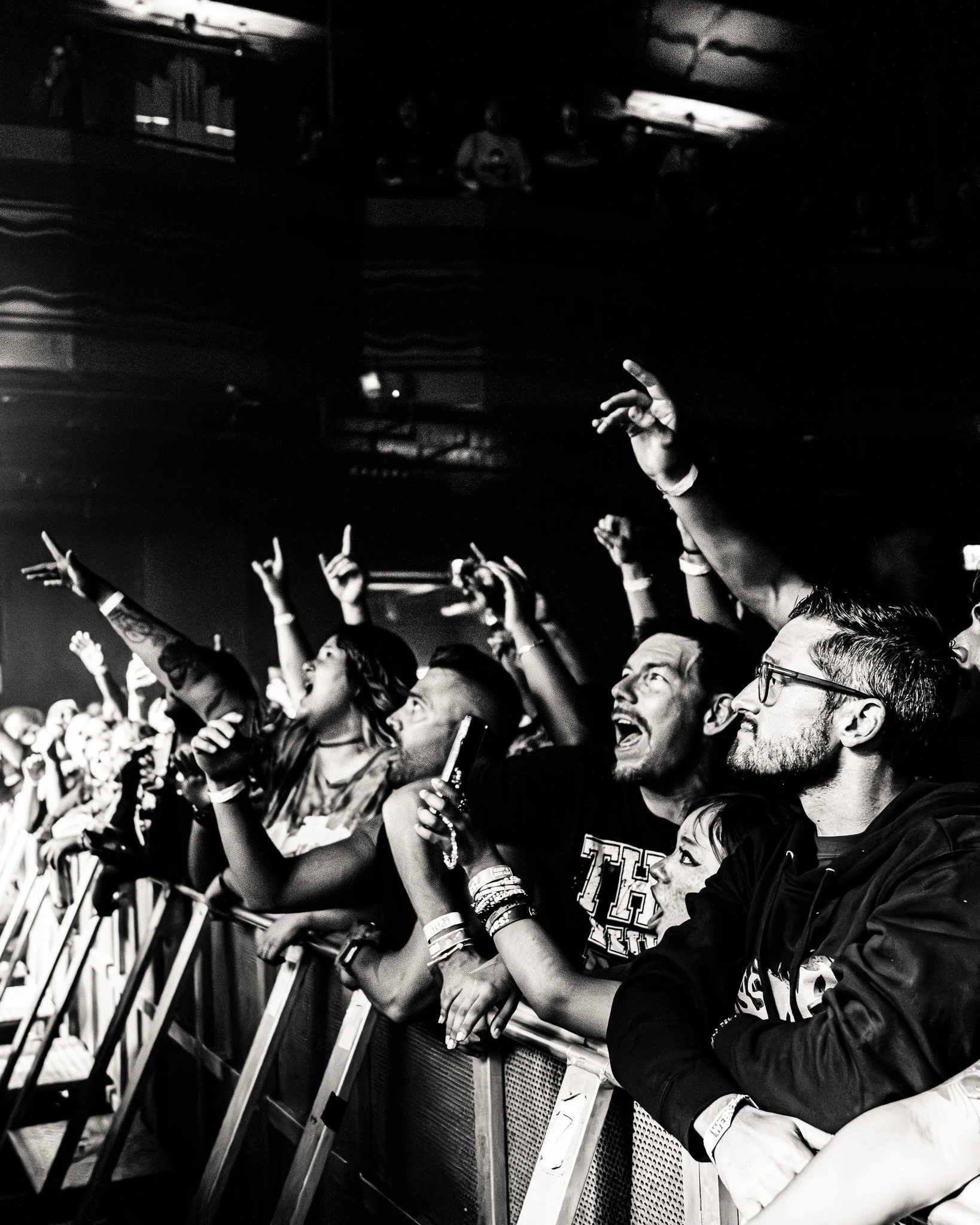 2509023_BLESSTHEFALL_1350.jpg