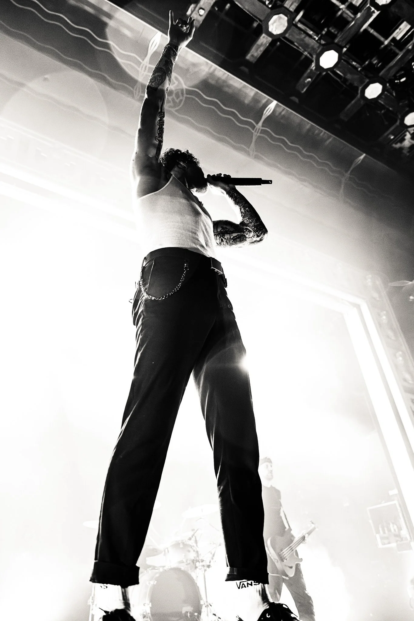 2509023_BLESSTHEFALL_1379.jpg