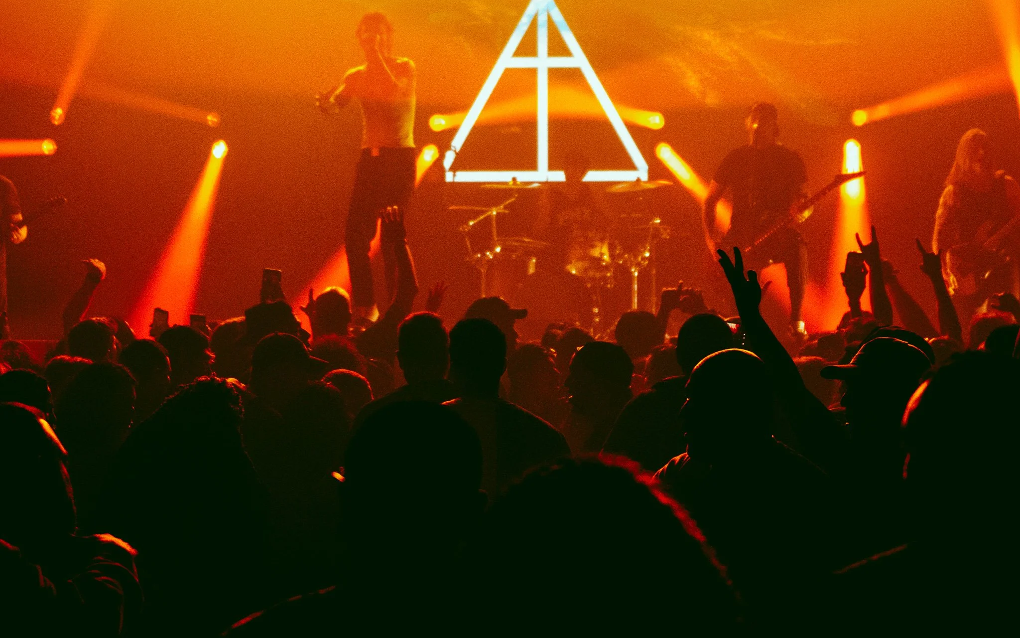 2509023_BLESSTHEFALL_1440.jpg
