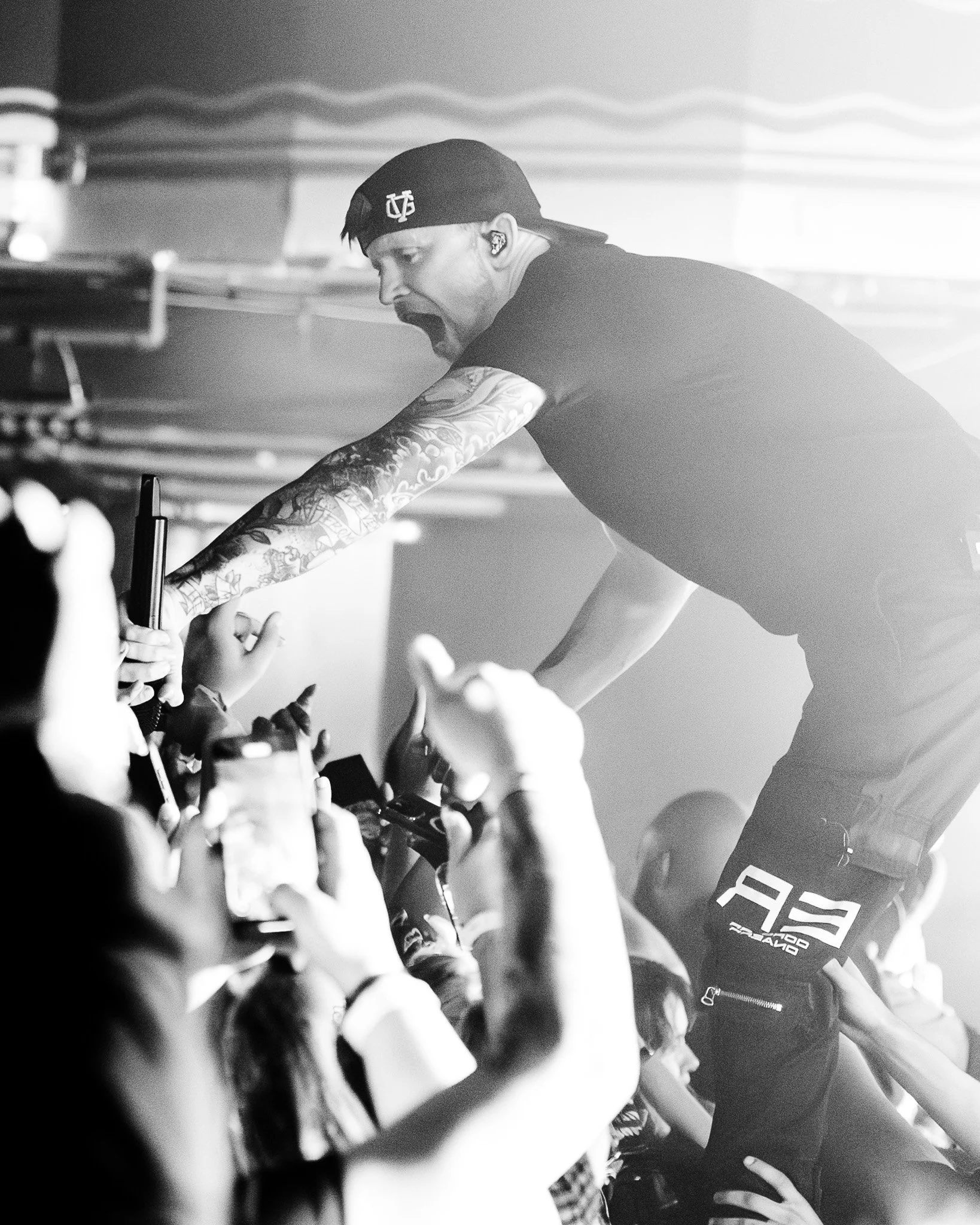 2509023_BLESSTHEFALL_2924.jpg