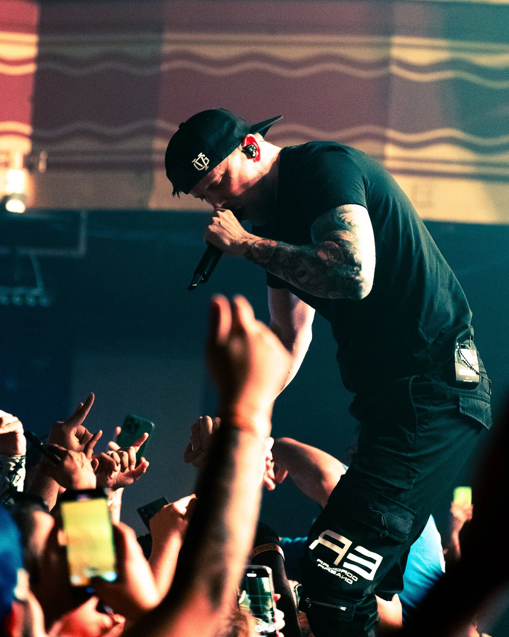 2509023_BLESSTHEFALL_2943.jpg