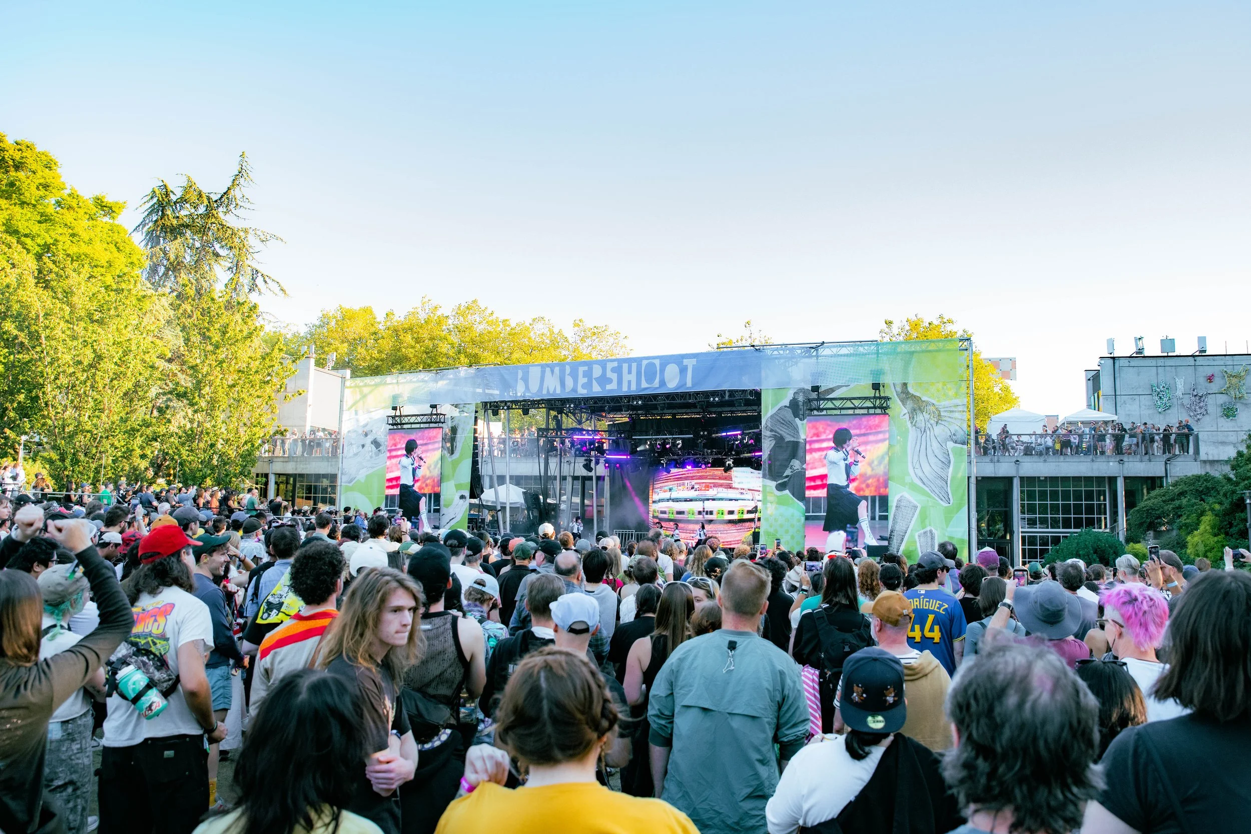 CORRINASTADLER_CORRINA.BOBINA_Bumbershoot2026_AtarashiiGakko!-17.jpg
